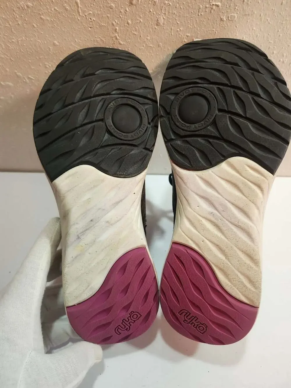 Ryka Prospect Walking Shoes Size 8M Black Pink Athletic womens Sneakers